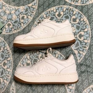 Alo Yoga Alo-X-001 Recovery Mode Sneakers White Pebbled Leather Womens 6